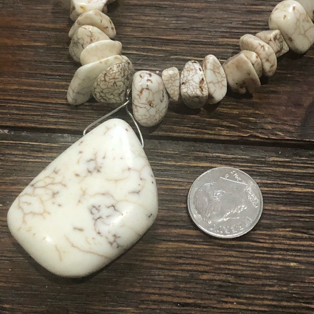 Gorgeous Howlite natural stone necklace